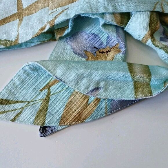 Caribbean Joe Womens Hawaiian Cropped Shirt- Tie Knot Crystal Blue-Floral MEDIUM - Picture 14 of 16